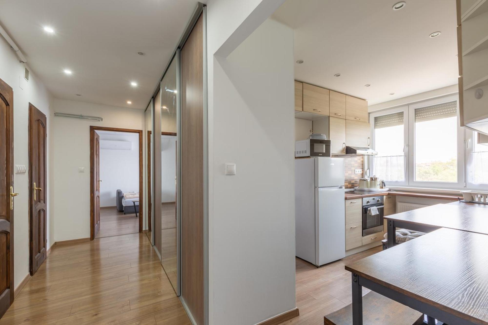 Street'N Apartment บูดาเปสต์ ภายนอก รูปภาพ